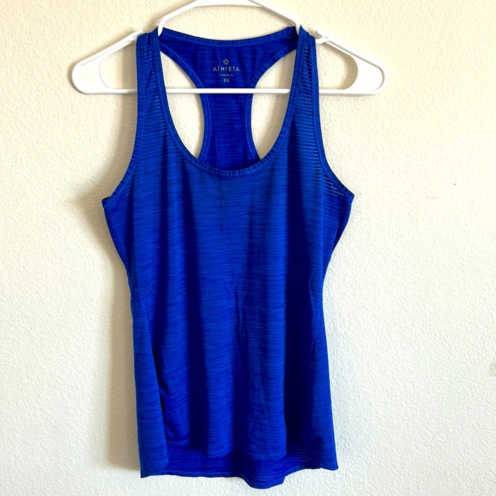 Athleta top